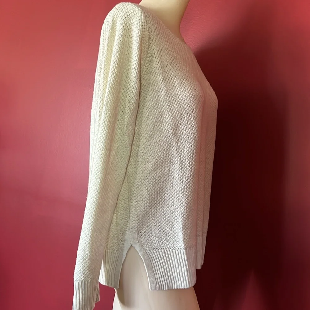 EUC Gap boat neck khaki knit light sweater - Picture 2 of 12